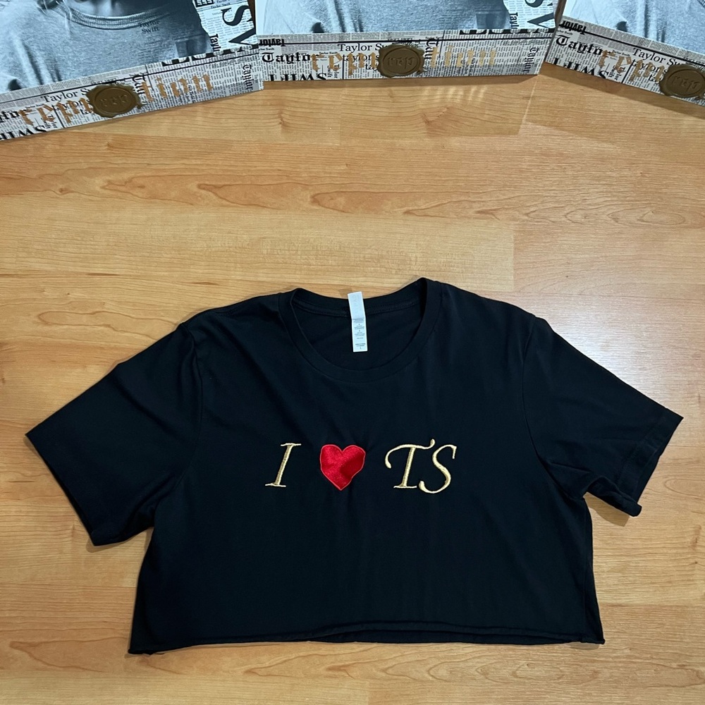Taylor Swift Black Crop Top. Embroidered I ♥️ TS. Excellent Condition.